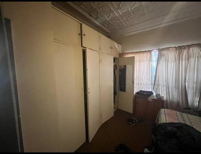 6 BEDROOM HOUSE FOR SALE IN ORANGE GROVE